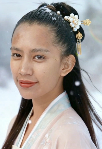 Blanche (@payatot) — my photo № 1